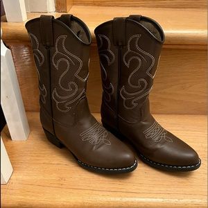Canyon Trails Cowboy Boots kids size 13